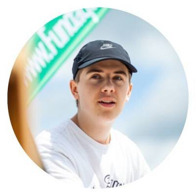 Grafika Tomek Wolontariusz