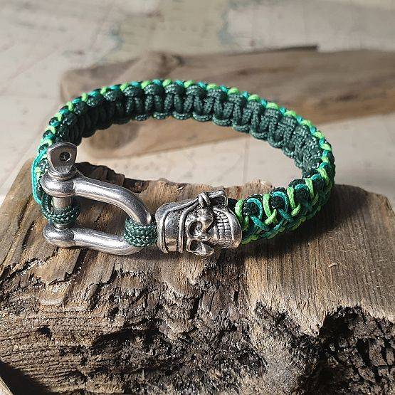 Bransoletka Pirae Skull Green Stitched grafika