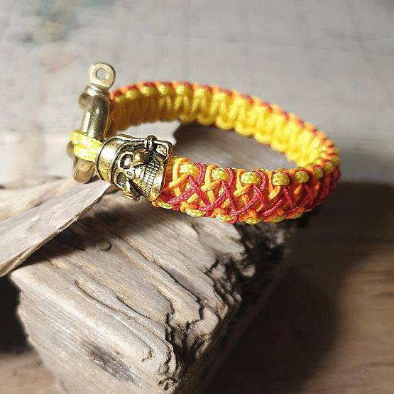 Bransoletka Pirae Skull Orange Stitched grafika